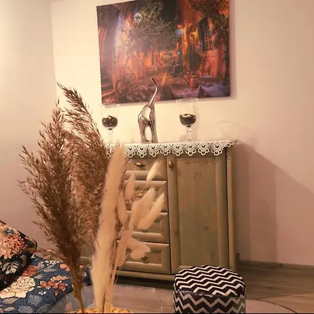 Mini Chalet